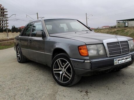 Mercedes E 230 1989