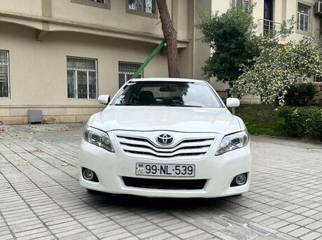 Toyota Camry 2010