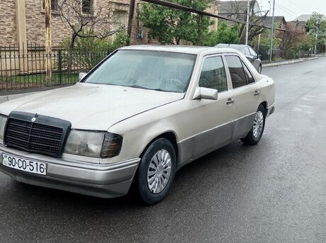 Mercedes E 200 d 1990