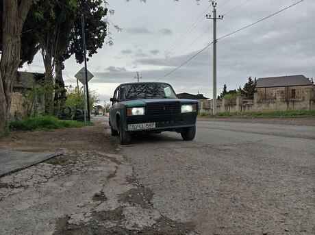 LADA (VAZ) 2107 1995