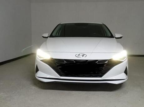 Hyundai Elantra 2021