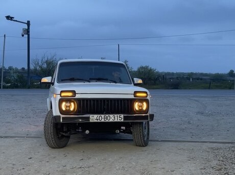 LADA (VAZ) Niva 2013