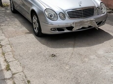 Mercedes E 220 d 2005