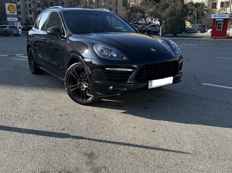 Porsche Cayenne GTS
