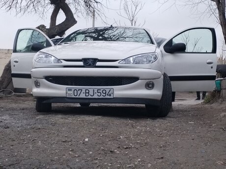 Peugeot 206