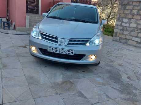 Nissan Tiida 2011