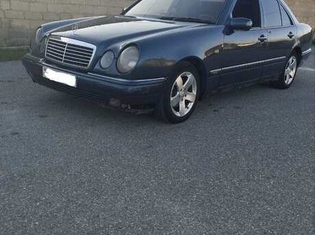 Mercedes E 220 d 1999