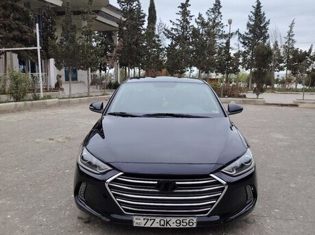 Hyundai Elantra 2016