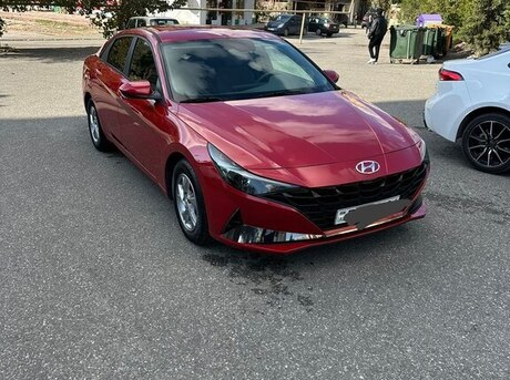 Hyundai Elantra 2021