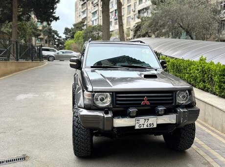Mitsubishi Pajero 1994