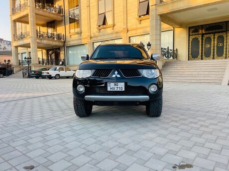 Mitsubishi L200 2009