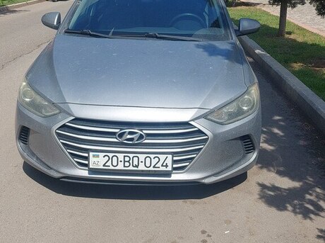 Hyundai Elantra 2016