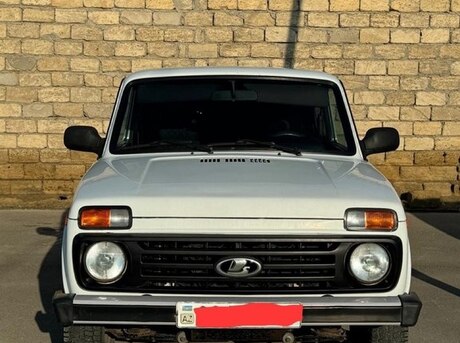 LADA (VAZ) Niva 2012