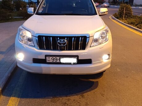 Toyota Land Cruiser Prado 2012
