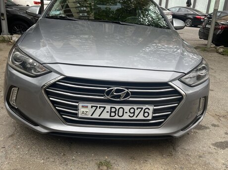 Hyundai Elantra 2017