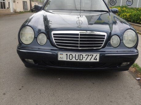 Mercedes E 270 2000