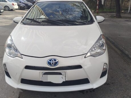 Toyota Aqua 2014