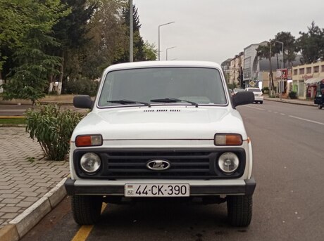 LADA (VAZ) Niva 2007