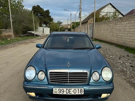 Mercedes E 240 1999