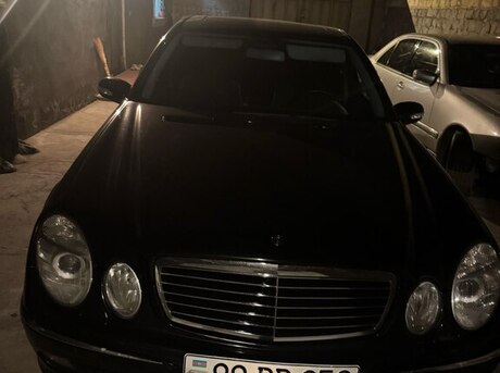 Mercedes E 270 2003
