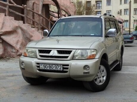 Mitsubishi Pajero 2006