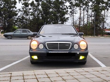Mercedes E 270 2001