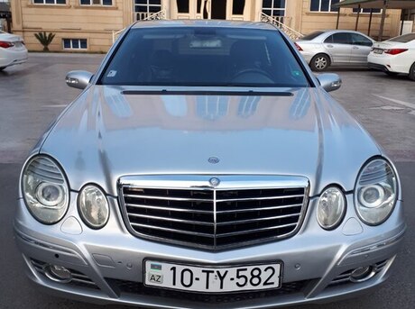 Mercedes E 220 d 2003