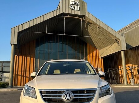 Volkswagen Tiguan 2011