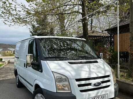 Ford Transit 2010