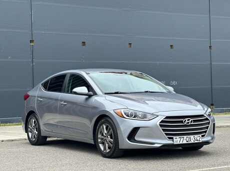 Hyundai Elantra 2016
