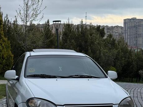Daewoo Gentra 2014
