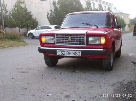 LADA (VAZ) 2107 1990