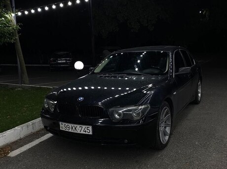 BMW 745