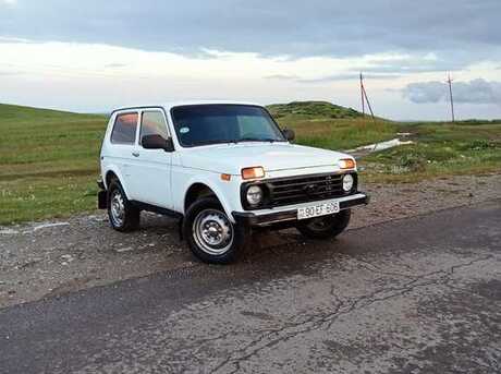 LADA (VAZ) Niva 2009
