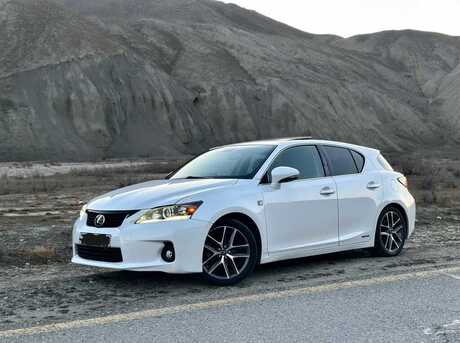 Lexus CT 200h 2012