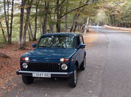 LADA (VAZ) Niva 2015