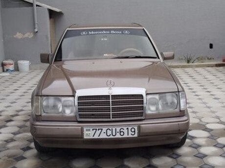 Mercedes E 200 1990