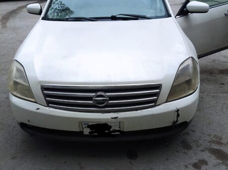 Nissan Almera 2005