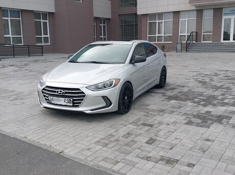 Hyundai Elantra 2018