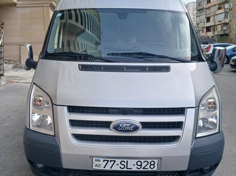 Ford Transit 2011