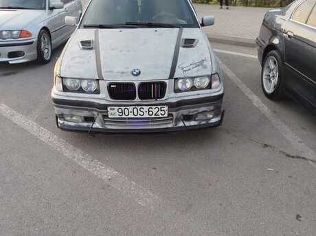 BMW 320 1992