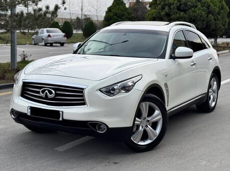 Infiniti FX35 2011