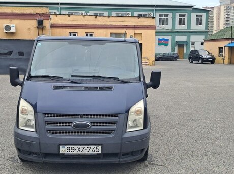 Ford Transit 2012