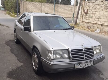 Mercedes E 220 1993