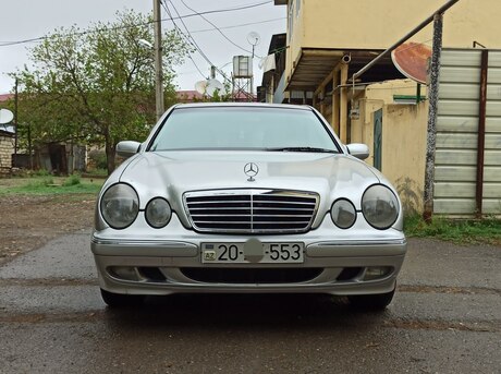Mercedes E 200 1999