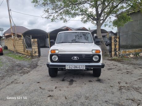 LADA (VAZ) Niva 1986