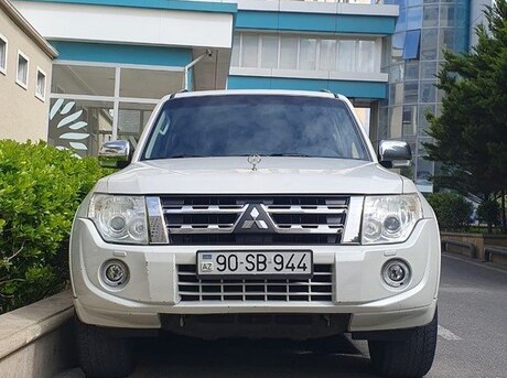 Mitsubishi Pajero 2011