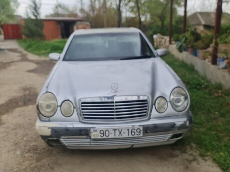 Mercedes E 230 1996