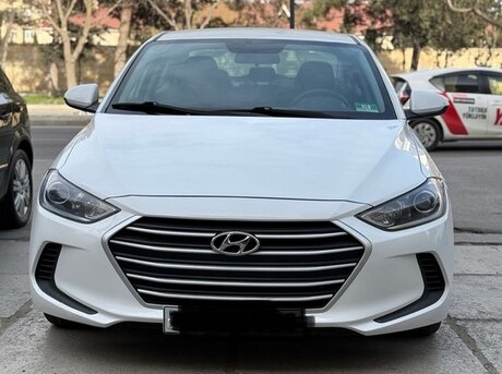 Hyundai Elantra 2018
