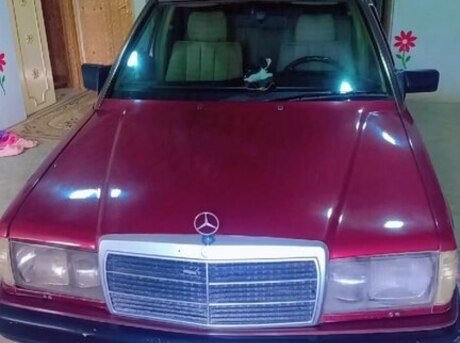 Mercedes 190 1990